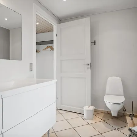 Holiday home Andrine - 700m From The Sea By Interhome Henne Strand