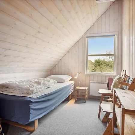 Casa de Férias Andrine - 700m From The Sea By Interhome