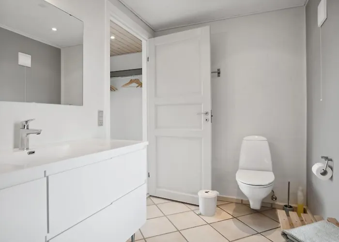 Дом отдыха Andrine - 700m From The Sea By Interhome Хенне-Странн