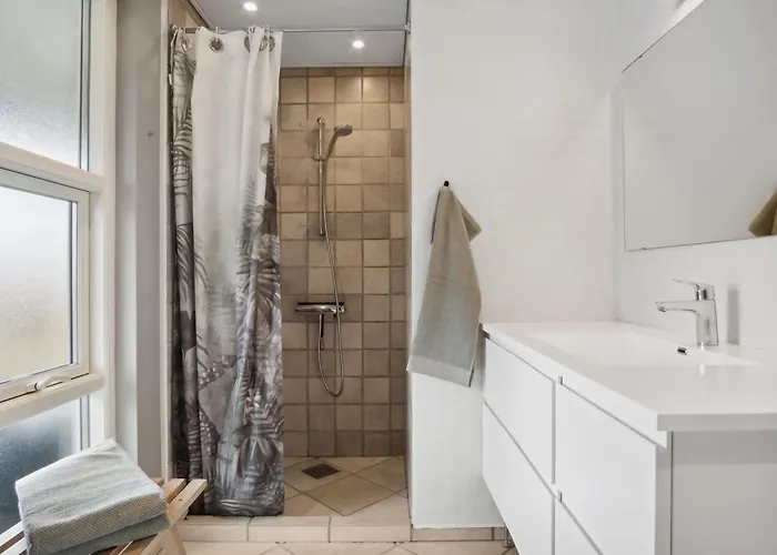 Andrine - 700m From The Sea By Interhome Henne Strand