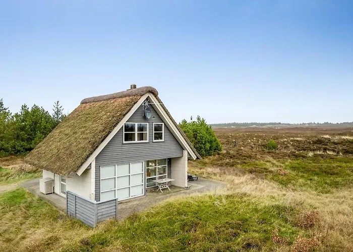 Andrine - 700m From The Sea By Interhome *