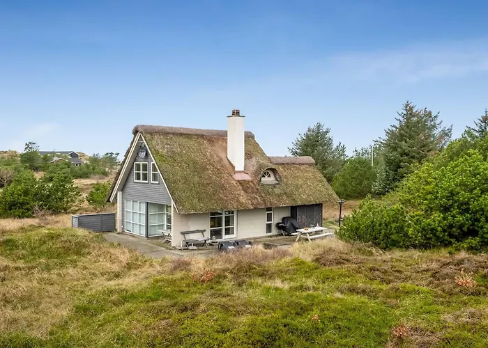 Andrine - 700m From The Sea By Interhome *